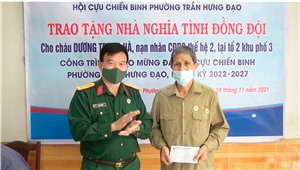 Phường Trần Hưng Đạo: Trao nhà nghĩa tình đồng đội